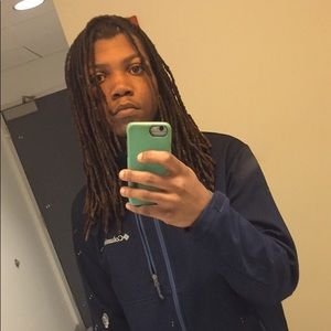 Meet your Posher, Devin